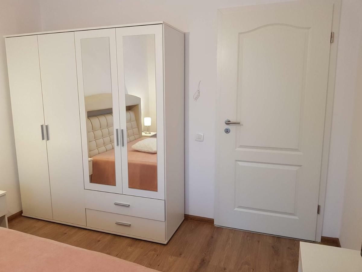 Apartament Monadin 3 Braşov Eksteriør billede